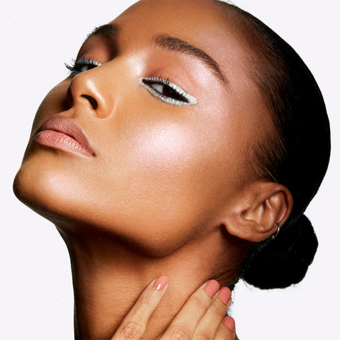 Extra Dimension Skinfinish Highlighter - Show Gold - .31 oz / 9 g