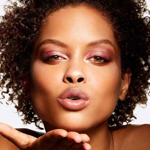 Extra Dimension Skinfinish Highlighter - Beaming Blush - .31 oz / 9 g