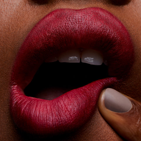 Powder Kiss Lipstick - Werk, Werk, Werk - .1 oz / 3 g