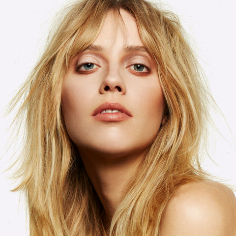 Studio Fix Sculpt and Shape Contour Palette Light/Medium