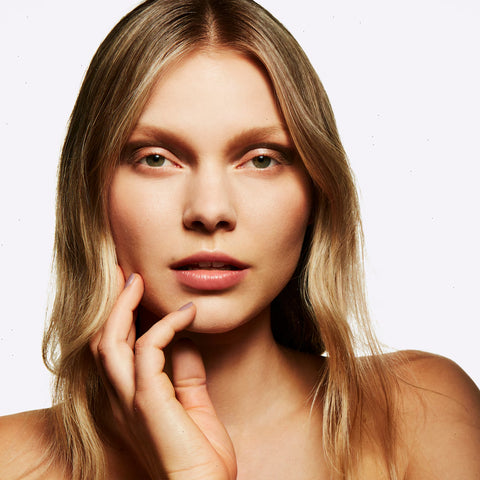 Studio Fix Conceal and Correct Palette - Light - 6g / 0.21 oz