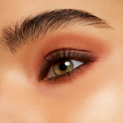 Powder Kiss Soft Matte Eye Shadow Pro Palette - What Clout! - 1.5 g / .05 oz.