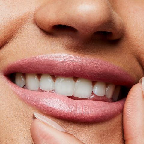 Frost Lipstick - Angel - 3 g / 0.1 US oz