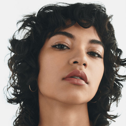 Studio Fix Fluid SPF 15 24HR Matte Foundation + Oil Control  - NC37 - 30ml