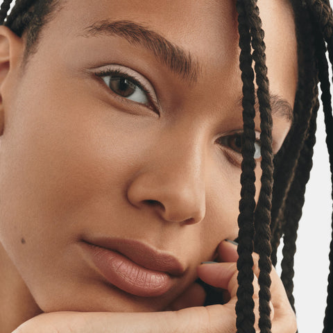 Studio Fix Fluid SPF 15 24HR Matte Foundation + Oil Control  - NC40 - 30ml