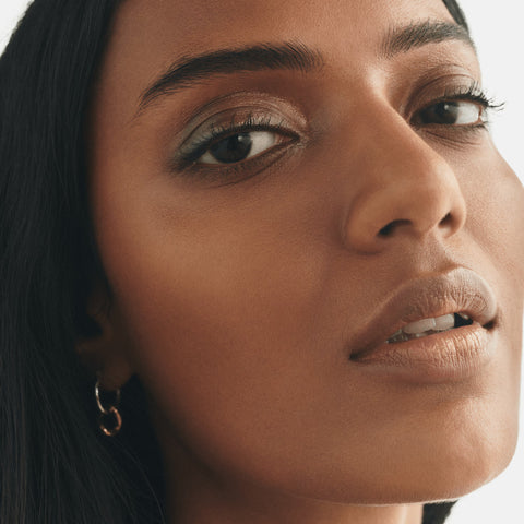 Studio Fix Fluid SPF 15 24HR Matte Foundation + Oil Control  - NC44 - 30ml