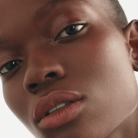 Studio Fix Fluid SPF 15 24HR Matte Foundation + Oil Control  - NW45 - 30ml