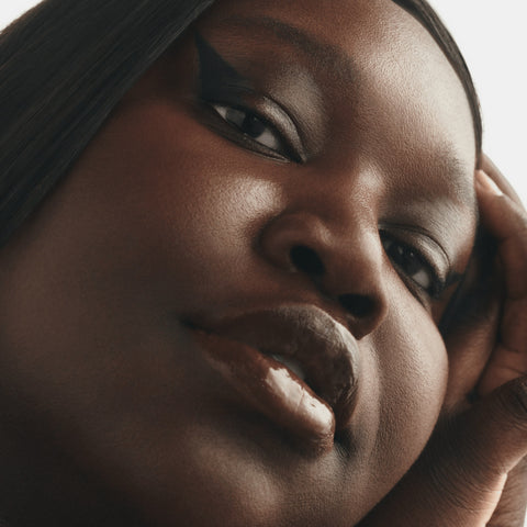 Studio Fix Fluid SPF 15 24HR Matte Foundation + Oil Control  - NW58 - 30ml