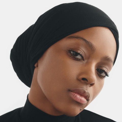 Studio Fix Fluid SPF 15 24HR Matte Foundation + Oil Control  - C8 - 30ml