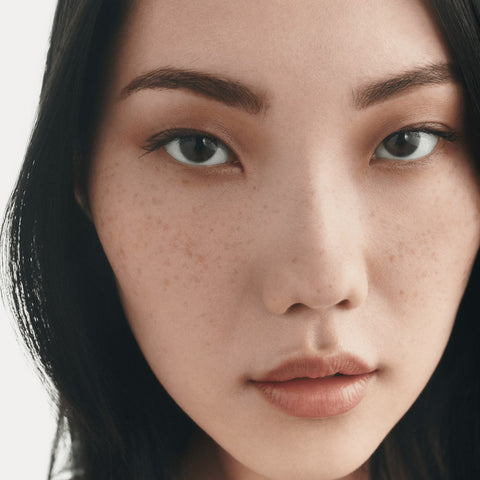 Studio Fix Fluid SPF 15 24HR Matte Foundation + Oil Control  - NC5 - 30ml