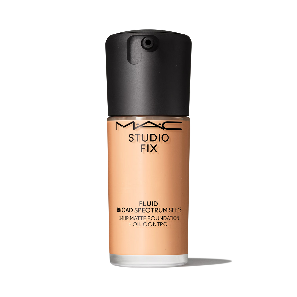 Studio Fix Fluid SPF 15 24HR Matte Foundation + Oil Control  - NC18 - 30ml