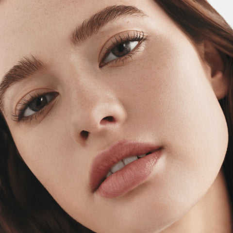 Studio Fix Fluid SPF 15 24HR Matte Foundation + Oil Control  - N6 - 30ml