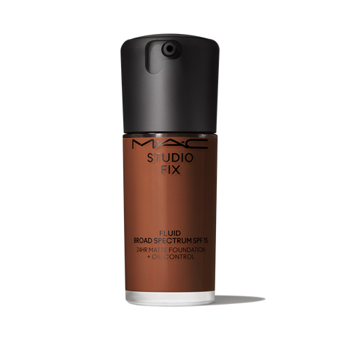 Studio Fix Fluid SPF 15 24HR Matte Foundation + Oil Control  - NC63 - 30ml