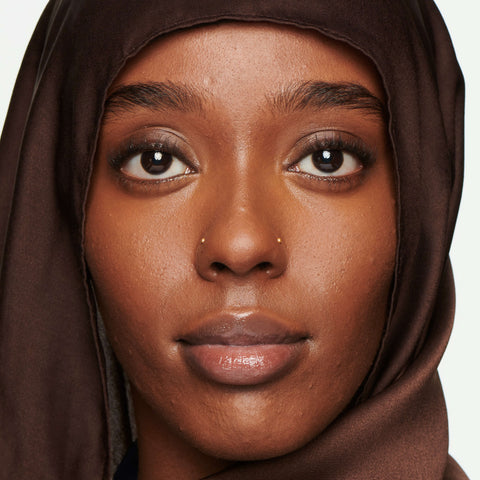 Studio Fix Fluid SPF 15 24HR Matte Foundation + Oil Control  - NC63 - 30ml